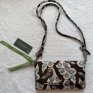 NWT Vera Bradley Wildwood Wallet Floral Crossbody Bag Calyx & Quill Black